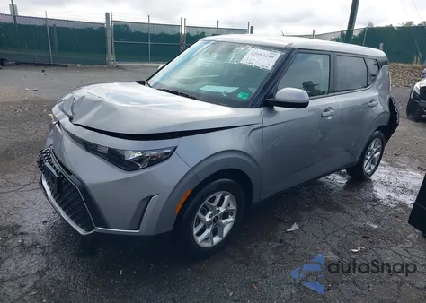 2023 Kia Soul Lx z USA, uszkodzony, nr VIN KNDJ23AU3P7874832